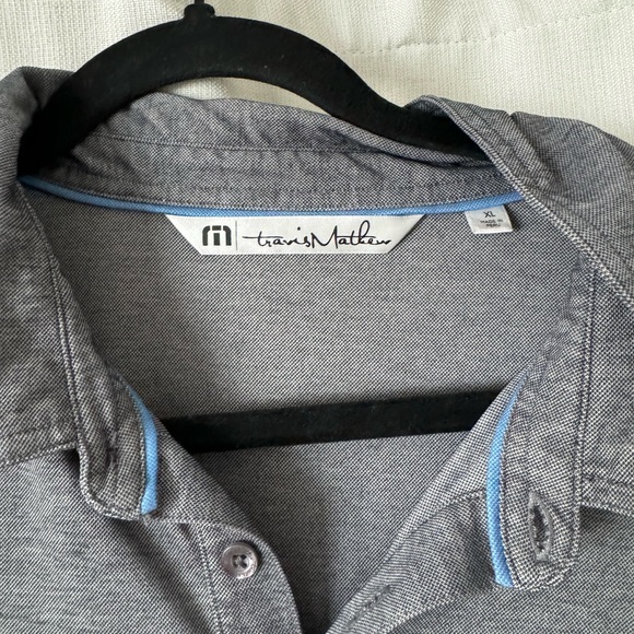 Travis Mathew Patriotic Polo size XL - Picture 2 of 3